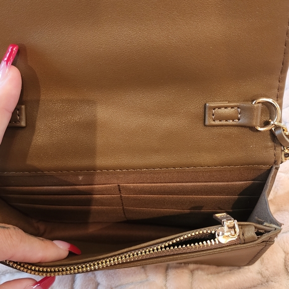 Bebe crossbody - Picture 3 of 7